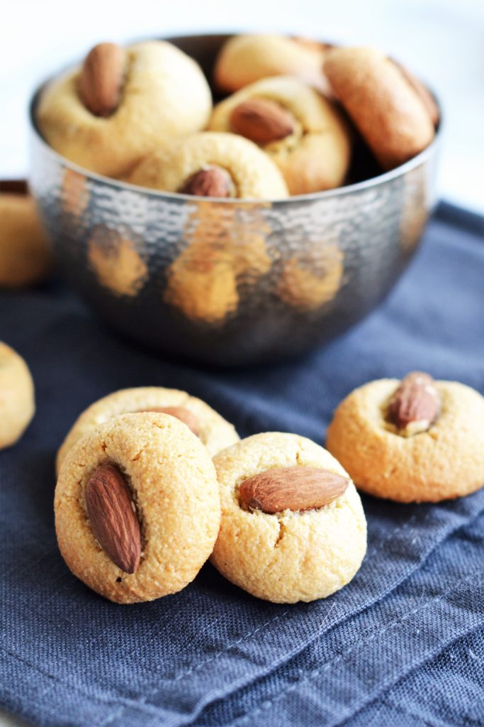 Spanish Almond Cookies A Bond Girl's Food Diary